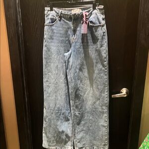 Classic Blue Women's Jeans Steve Madden .con wide leg